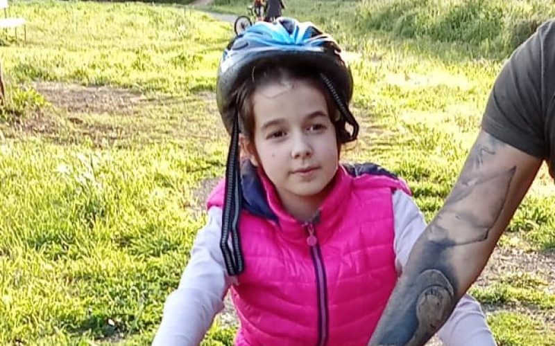 Emma e il suo casco blu: piccoli passi, grandi conquiste